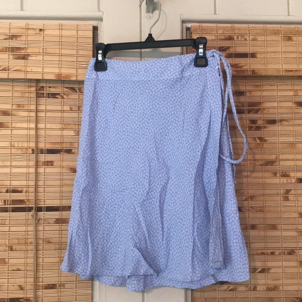 brandy melville blue and white floral skirt